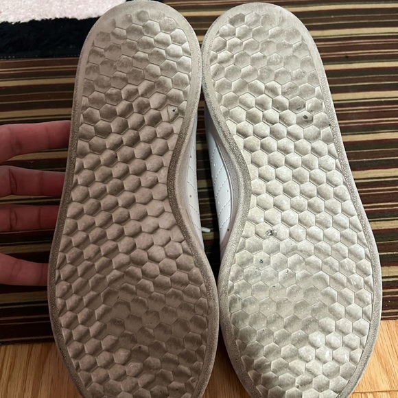 Used adidas size 7 women’s - Picture 2 of 6